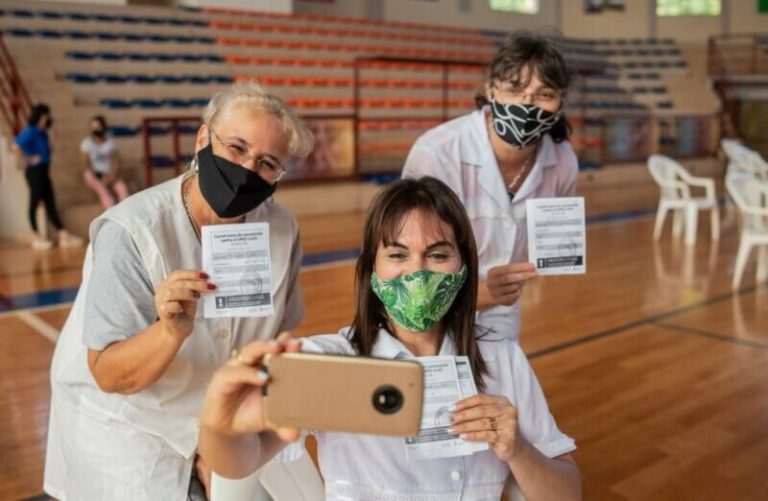 Vacunacion-a-docentes-en-Misiones