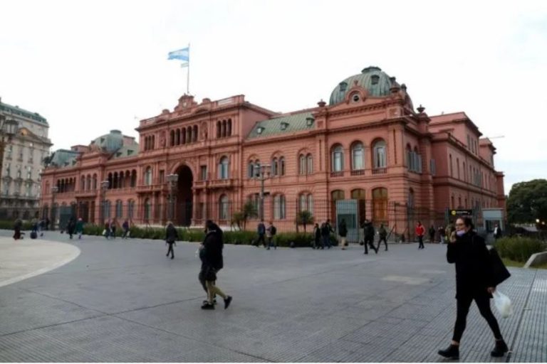 CASA ROSADA